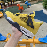 AIR JORDAN 4 RETRO